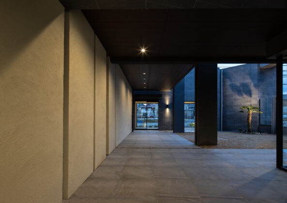 ガーデンアープローチ